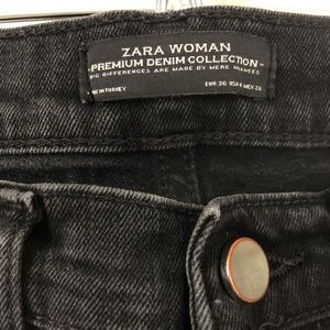 Trendy Zara Black Jeans